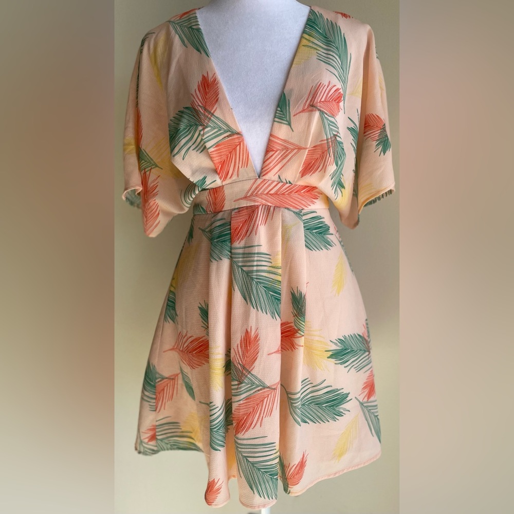 DEEP V-NECK OPEN BACK TIE BACK TROPICAL MINI DRESS SZ XS